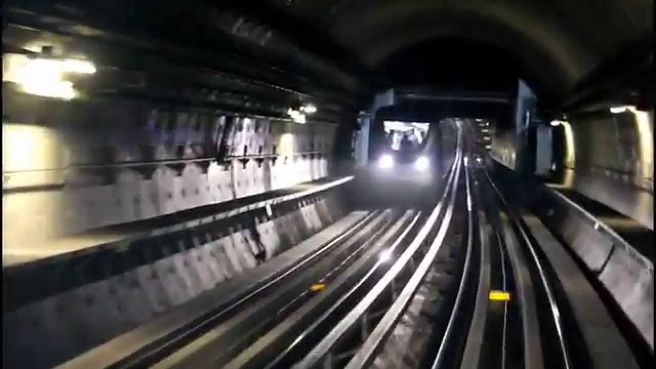 Experience Dubai Metro - By Hussein Kefel