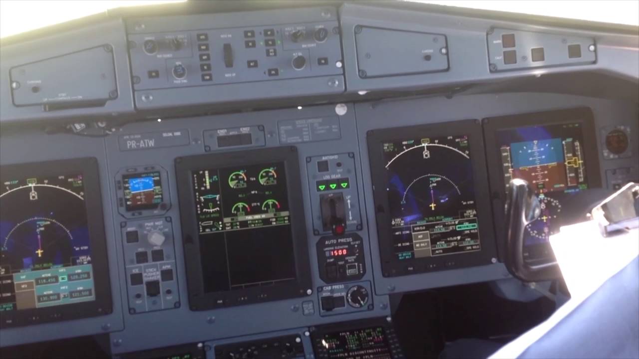 MEU PRIMEIRO POUSO PILOTANDO UM ATR