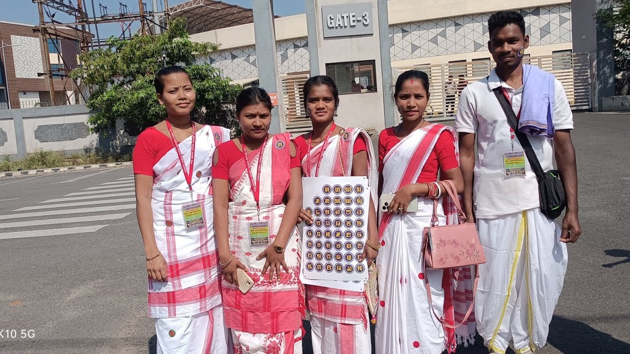 kurukh bhasha ke liye 8.maha rally Rourkela birsha munda chok se Udetnogar