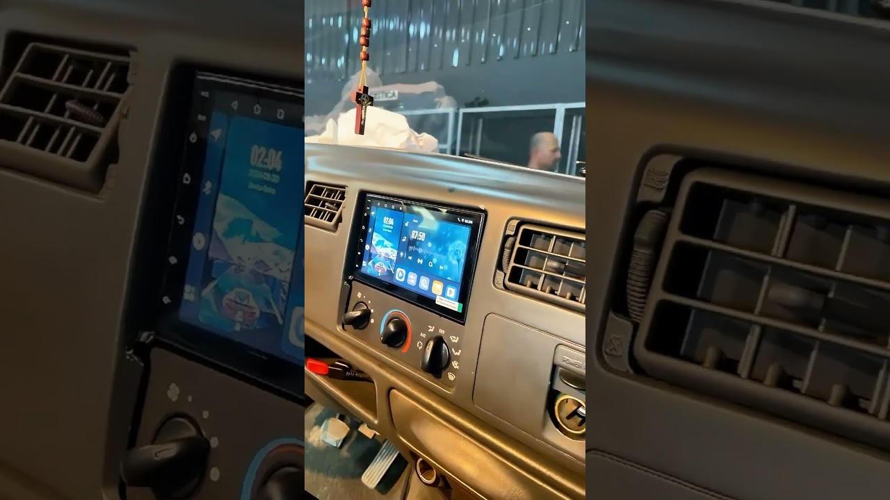 🔊🚛 F-250 com Sistema de Som Ophera e Central Multimídia Completa!  Olha só, pessoal! A F-250 receb