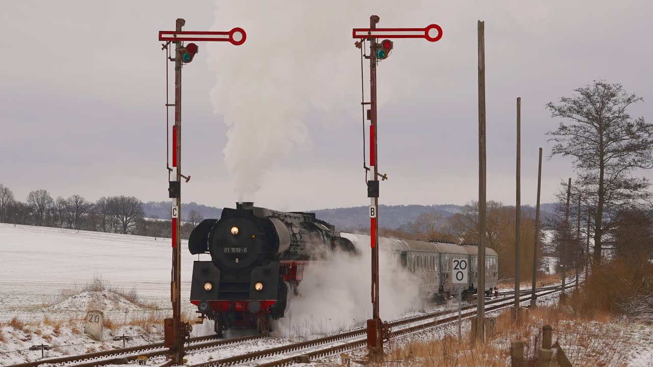 Dampflok 01 519 lautstark im winterlichen Werratal | Winterdampf (4K)