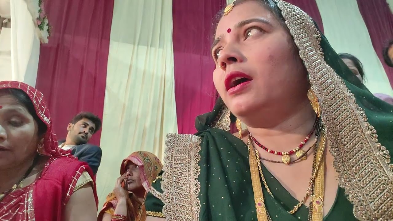 लाबा परस भाइया लाबा,तोहार बहिनी पियारीन हो।। #विवाहगीत #बघेलीलोकगीत ... YouTube · Kiran Tripathi