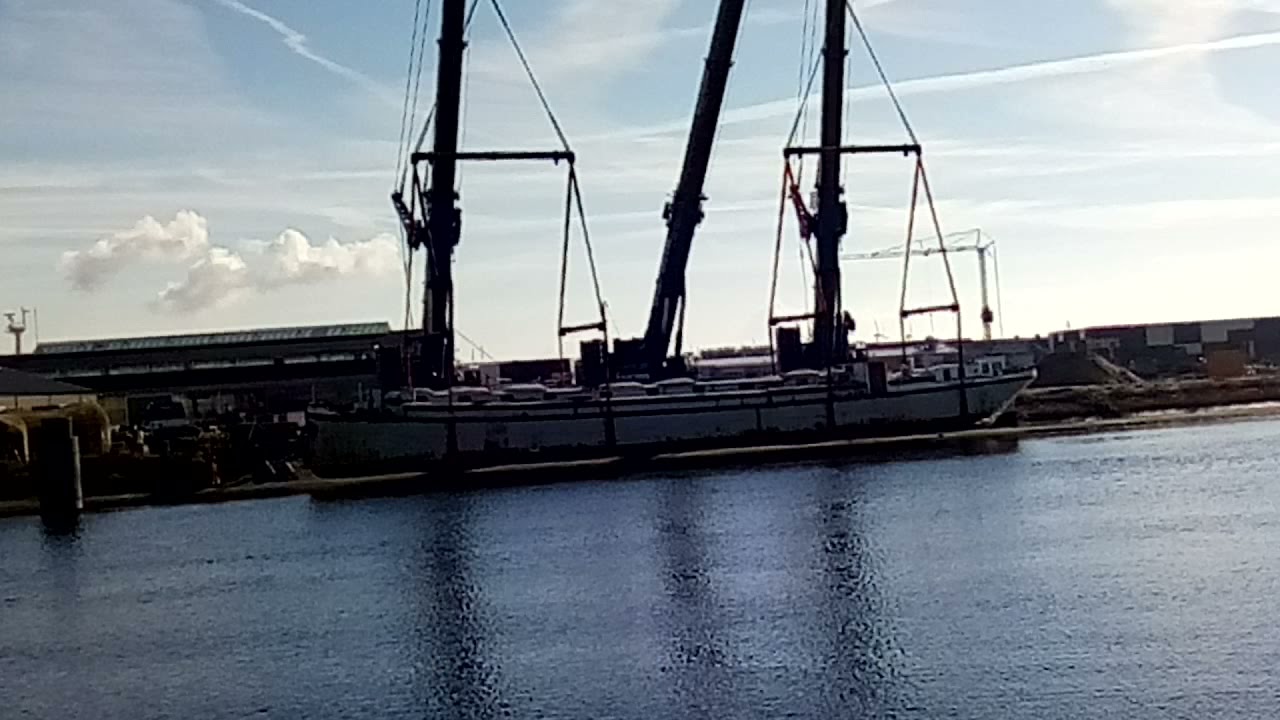 Oud militair vaartuig van Scouting de Watergeuzen, &lsquo;Nummer 70&rsquo; gaat voorgoed op de wal op 07-10-2021