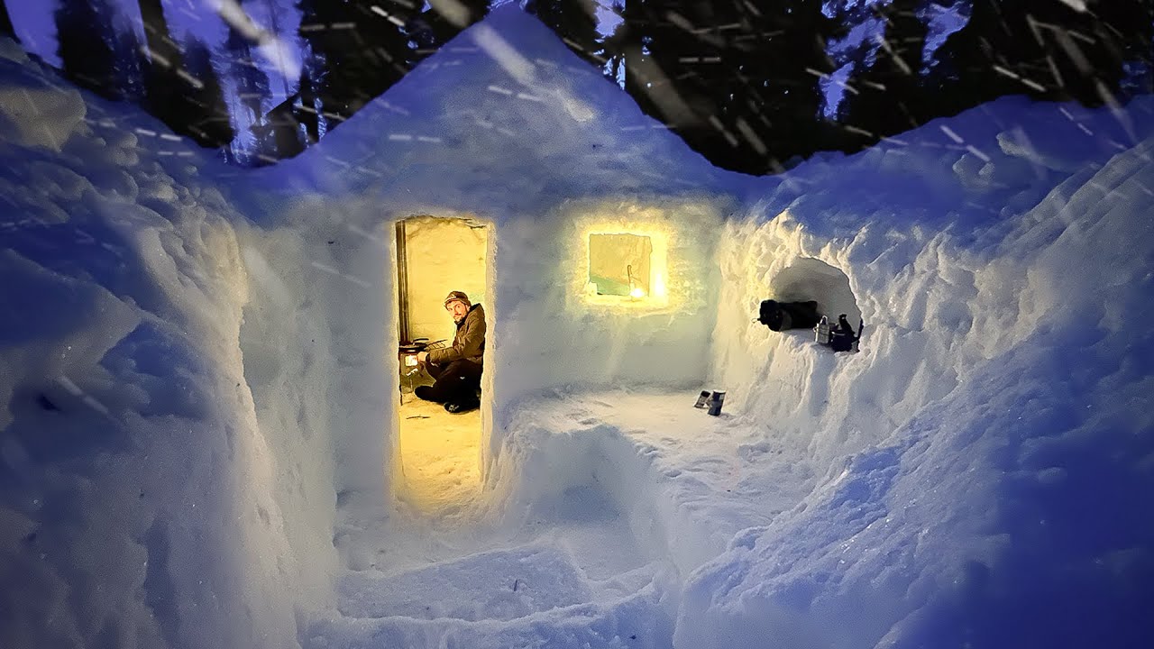 Cozy Snow Shelter Camping in a Snowstorm | Building a Bushcraft Shelter in Deep Snow