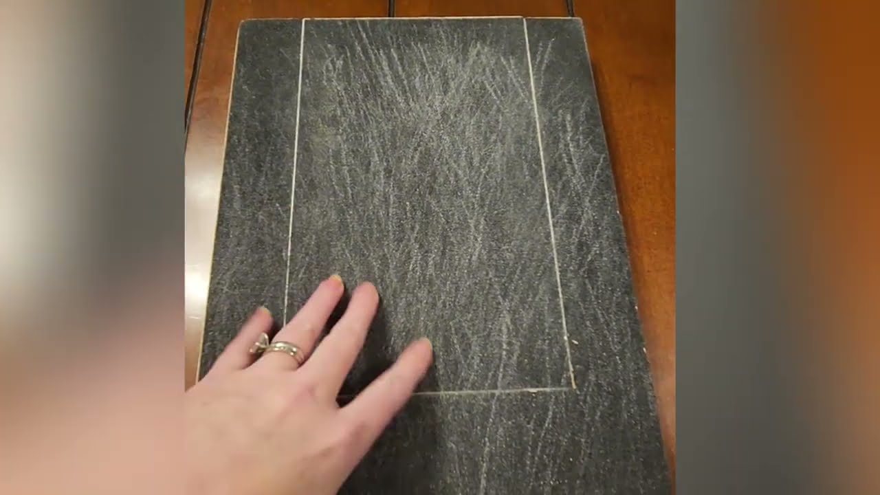 Dog Nail Scratch Board with Treat compartment |  Trim Nails Without Clippers 🐾