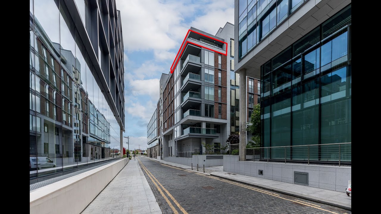 28 Hanover Court, Grand Canal Dock, Dublin 2.