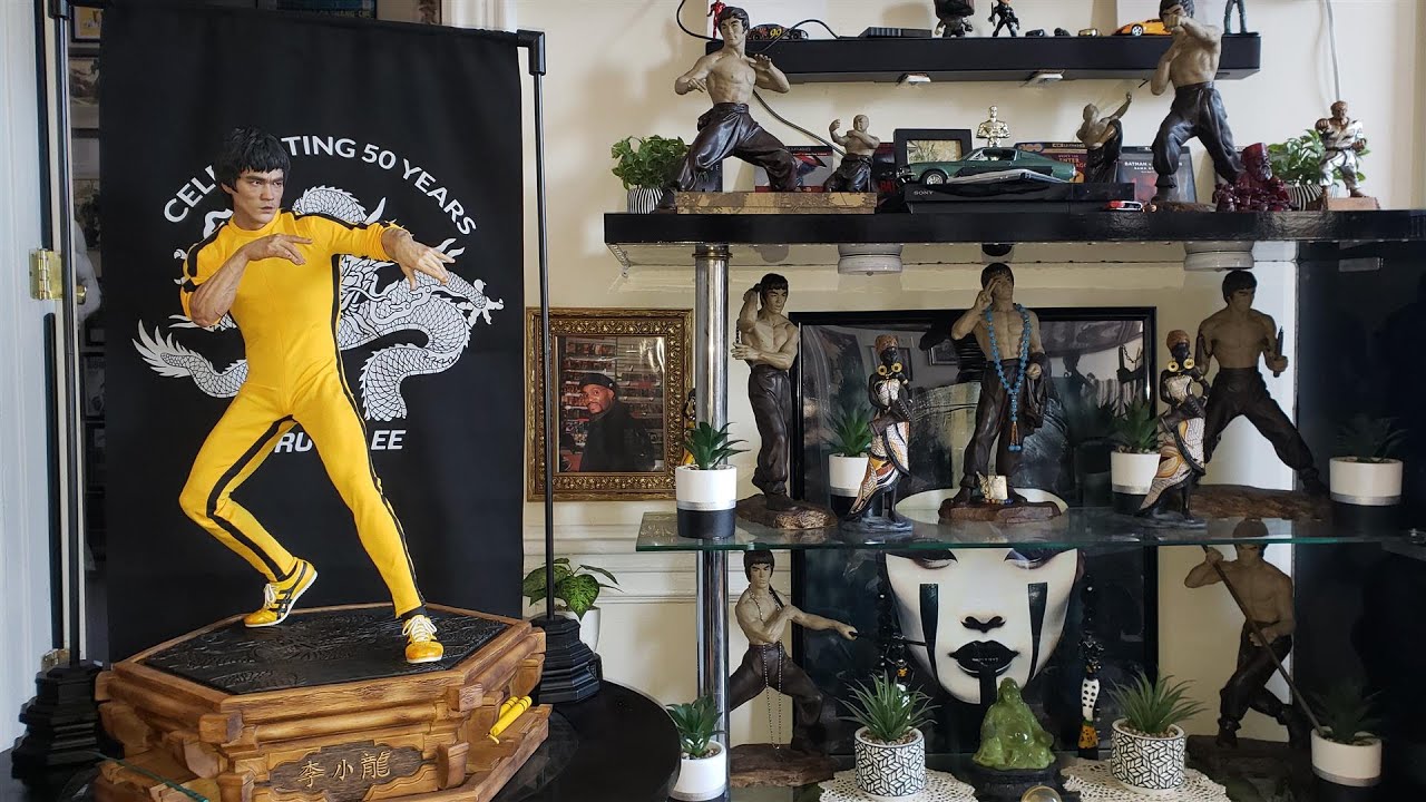 Blitzway Game of Death Statue (2025)
