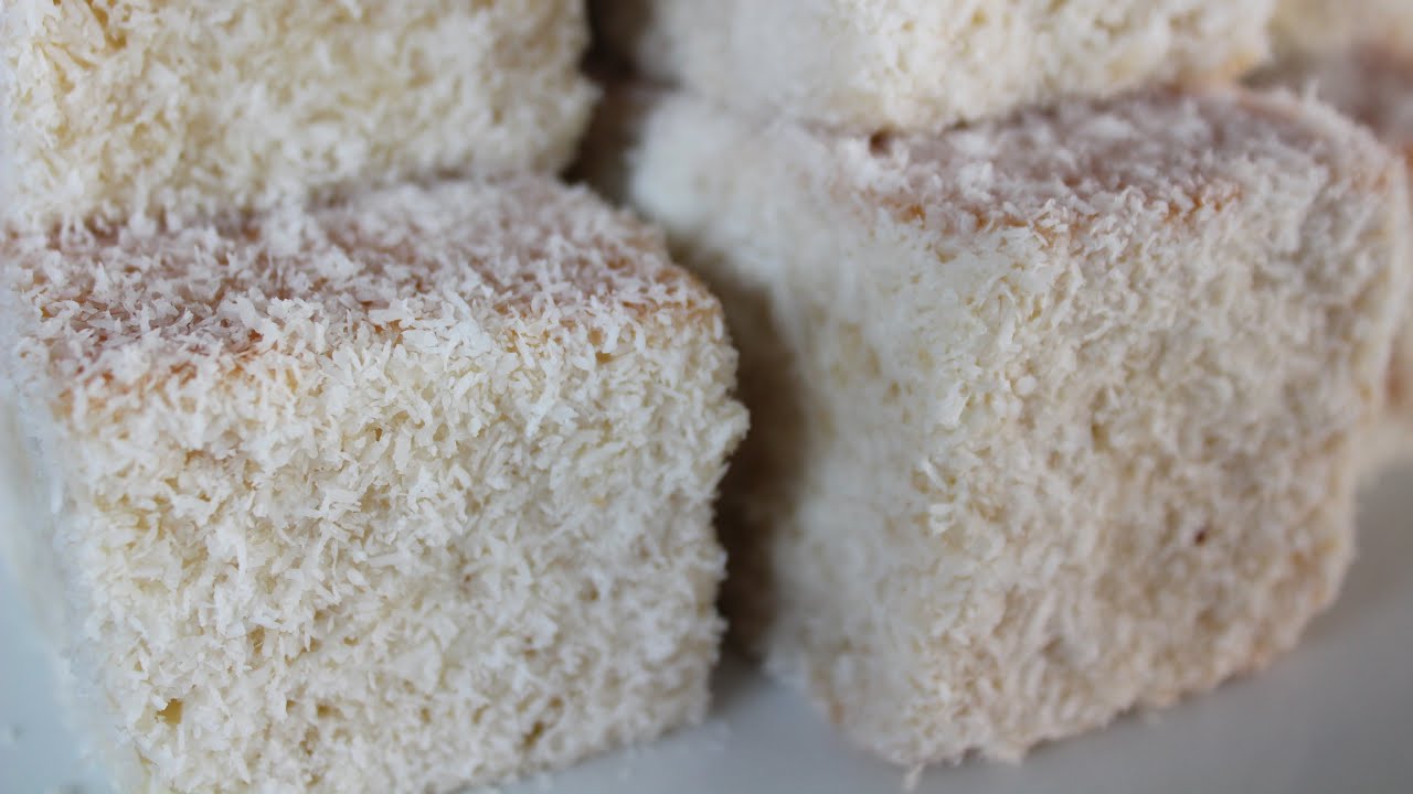 Brazilian Coconut Cake / Toalha Felpuda/ Monica Wada