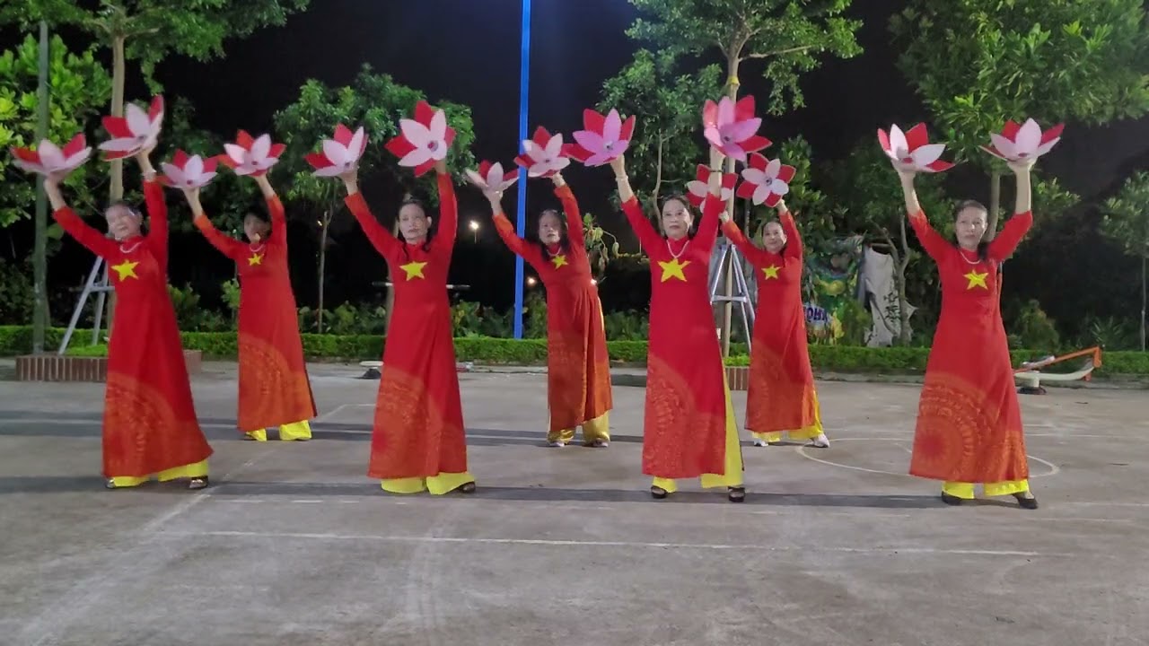 Hương sen dâng Bác