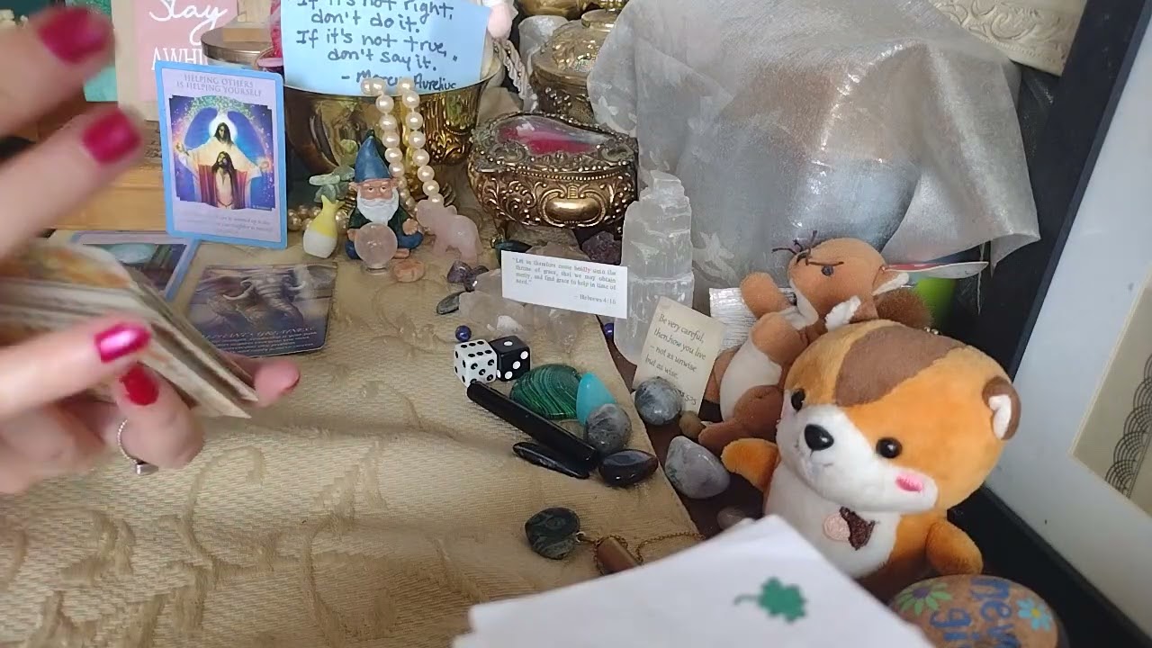 Sunday Uplift w/ Divinity Angel: Maybe You need to Uplift someone ❤️ Use Intuition 🦊 someone delayed