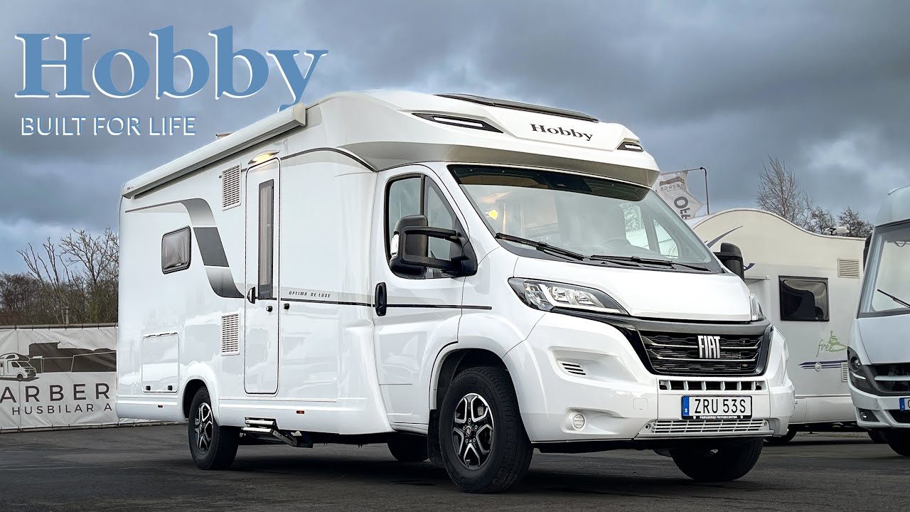 Hobby Optima De Luxe T70 E 2023: Praktisk bekvämlighet, lyxiga långbäddar & badrum baktill! (3500kg)