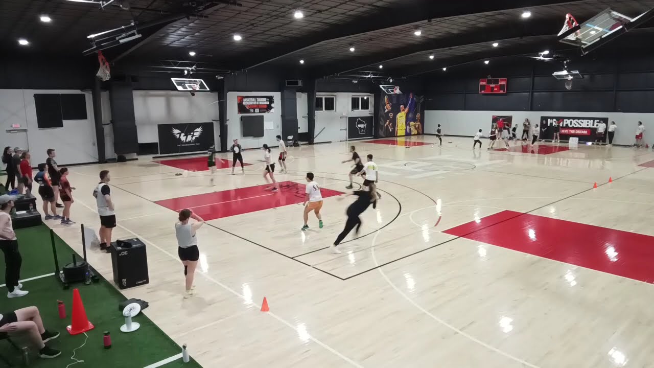 Draught (white) vs House (dark) 022426