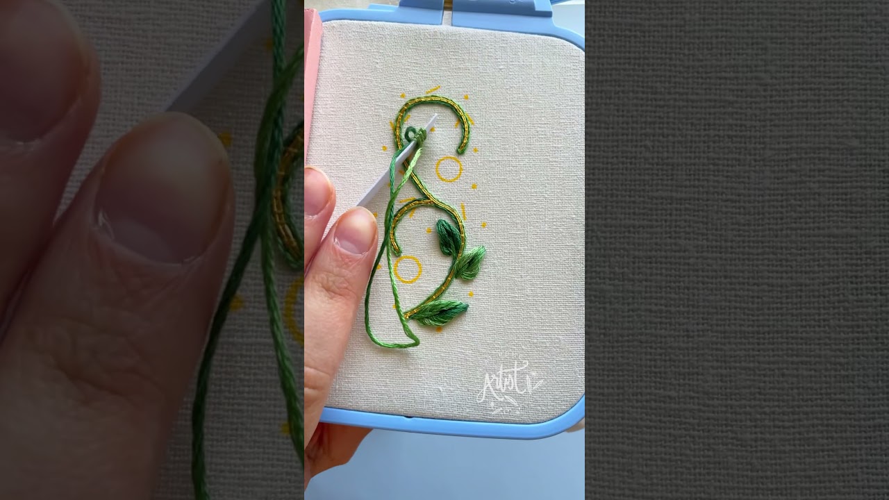 Raised leaf stitch! Learned this from my class at the Royal School of Needlework🪡