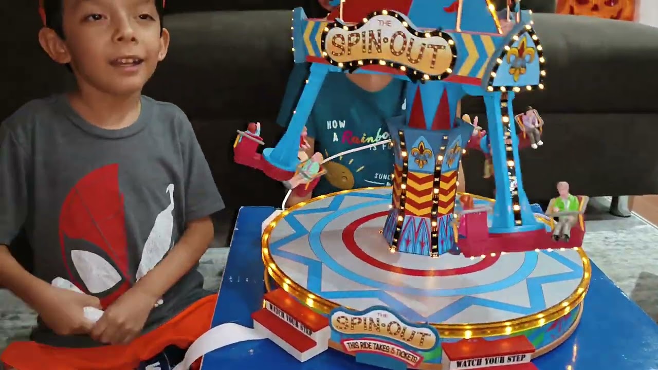The Spin Out Lemax unboxing Villa navideña
