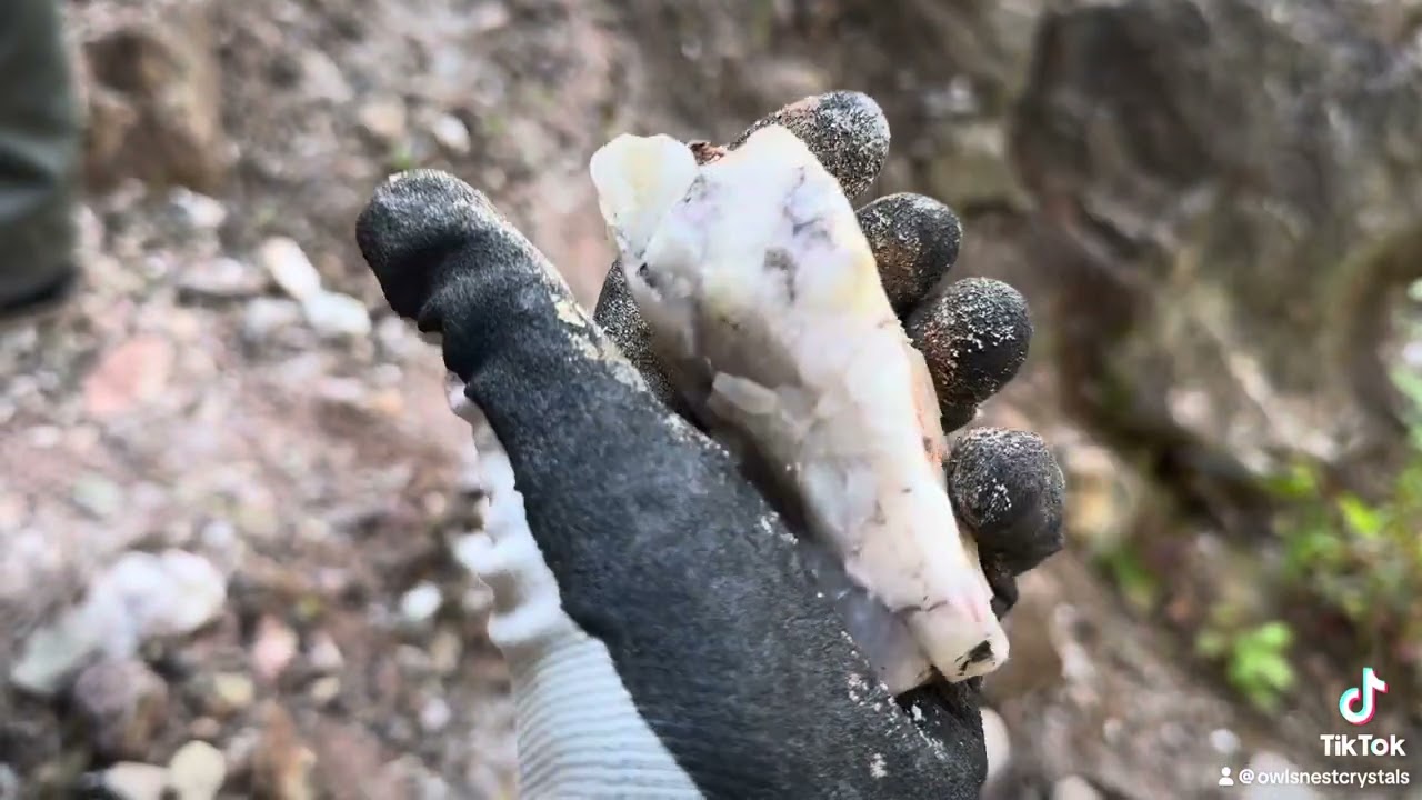 Why These Rocks Have Internal Rainbows