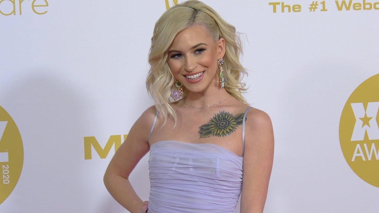 Kiara Cole 2020 XBIZ Awards Red Carpet Fashion in 4K