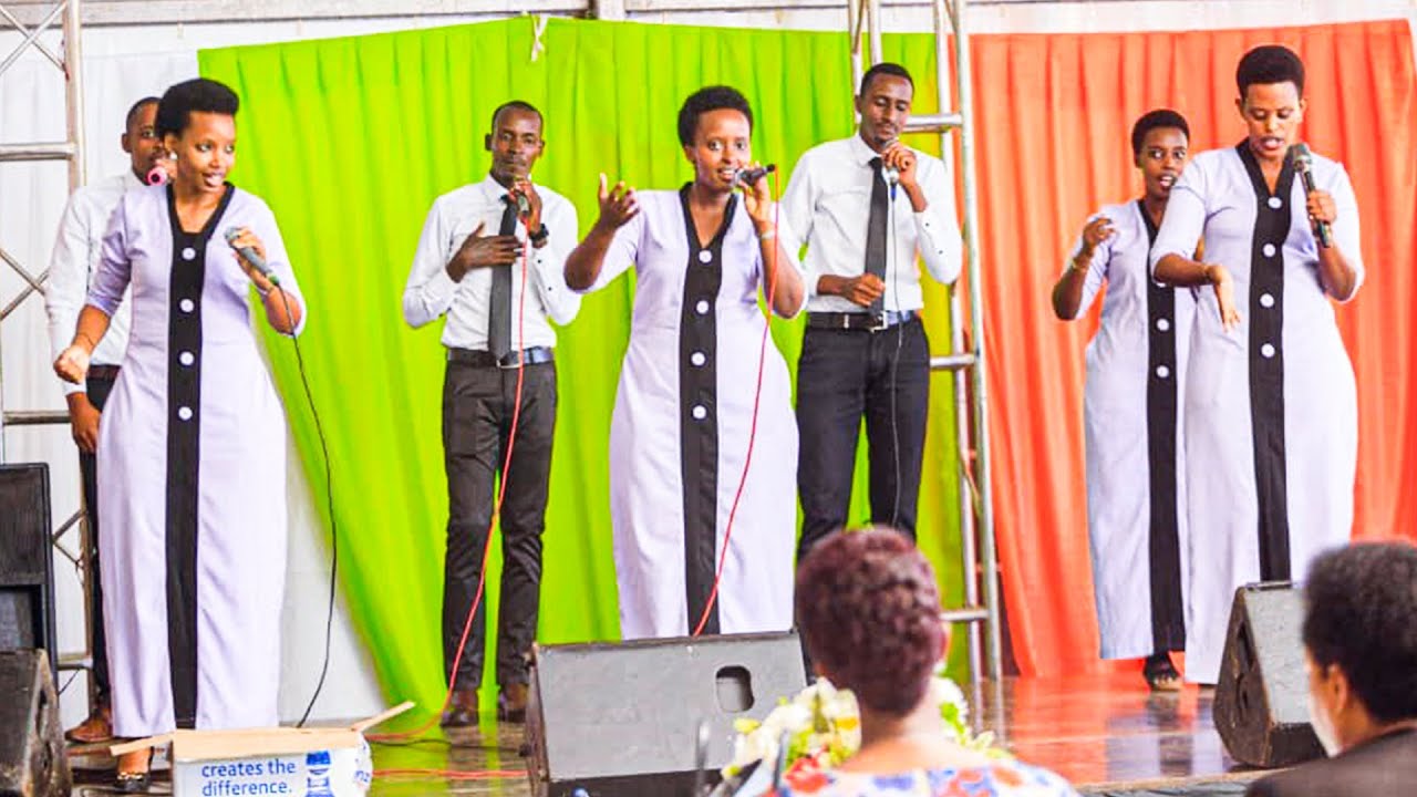 Divine Choir - Ishimwe Live from Hotel Africana 🇺🇬