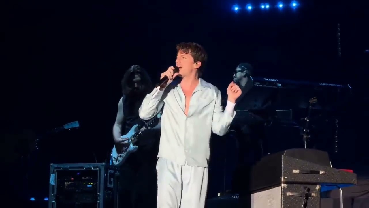 Charlie Puth performs No More Drama live in Seoul |  22 October 2023