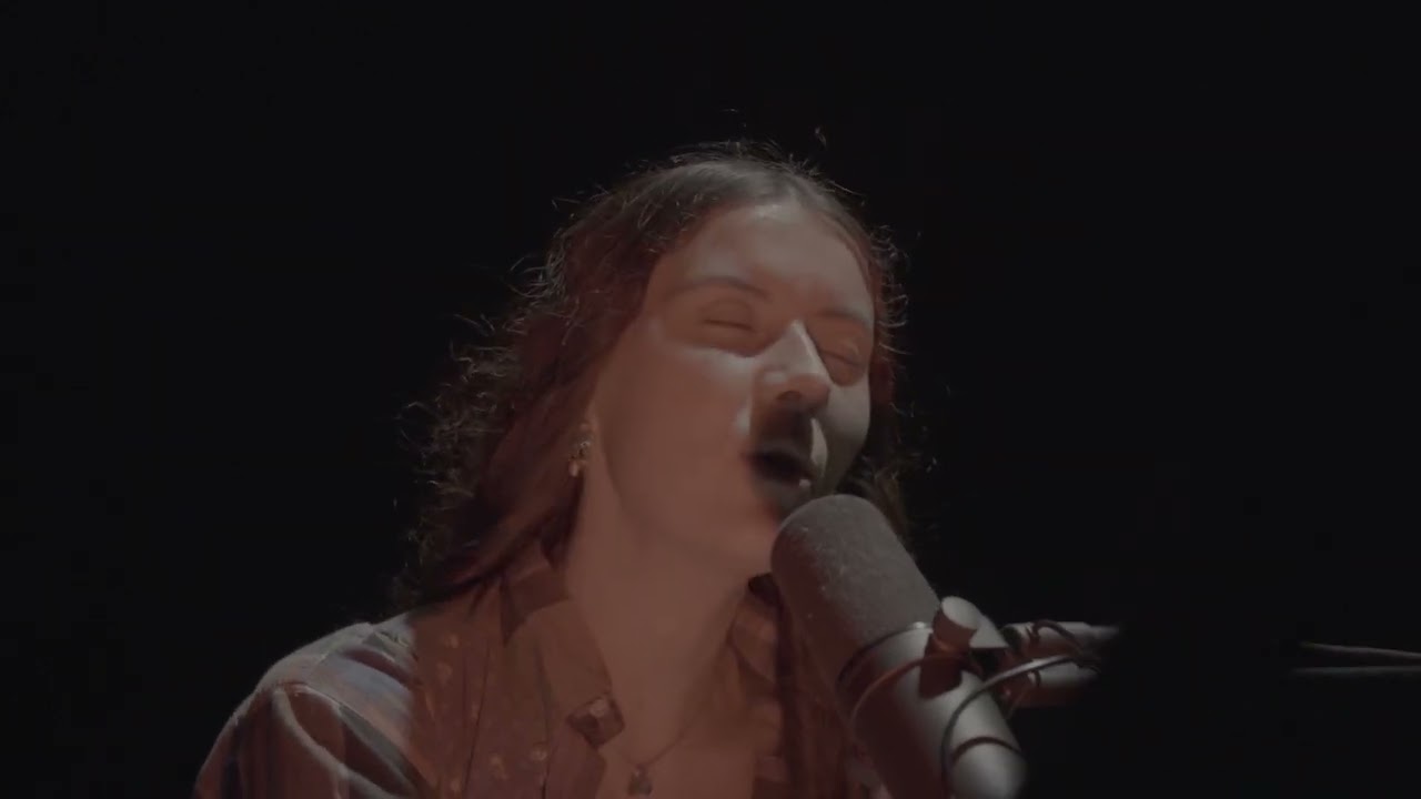 Clarissa Connelly (DK) — Live at ESNS 2022