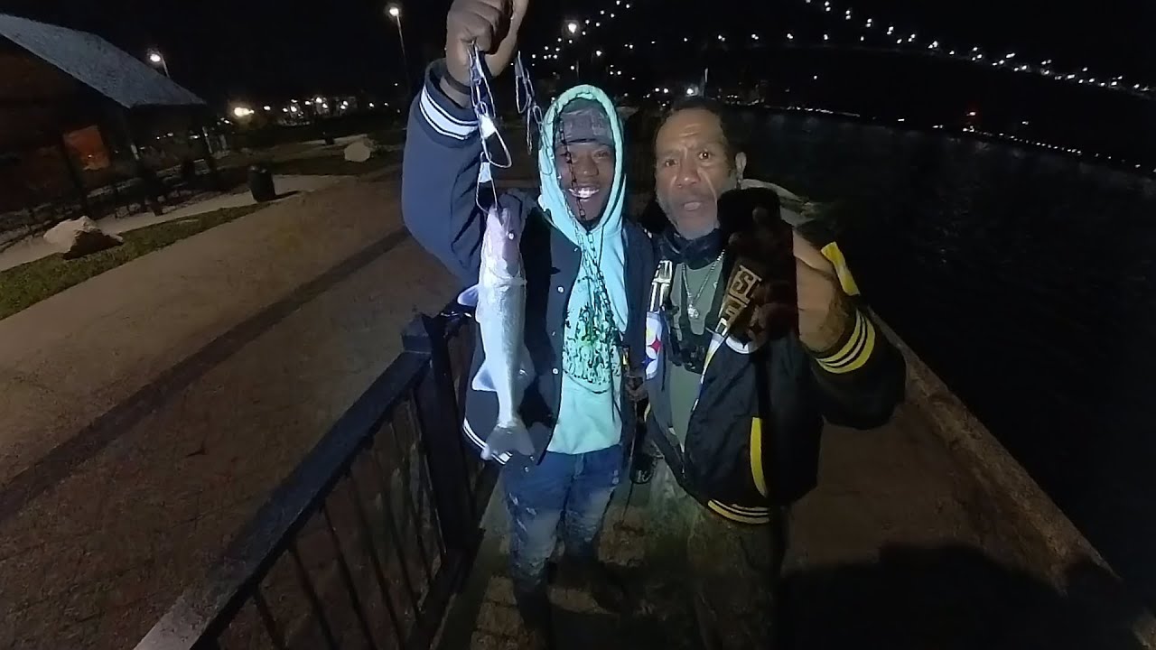 Detroit River Shore Fishing October 14