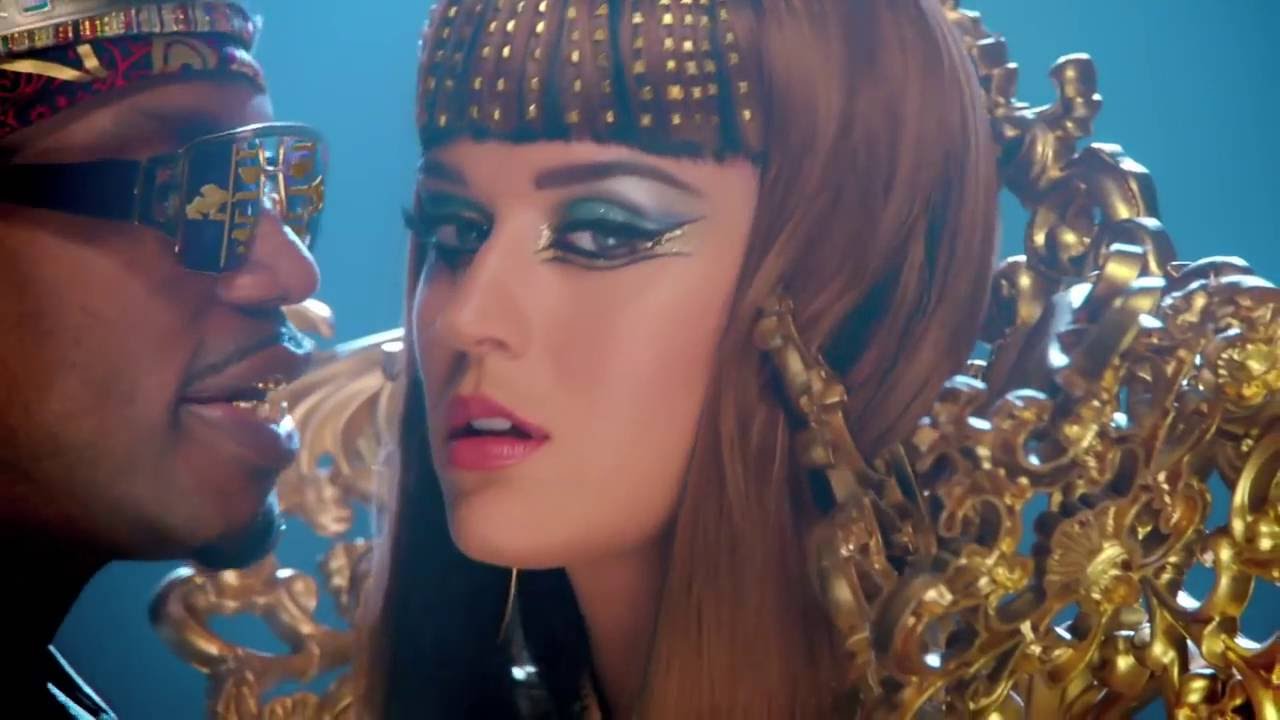 Product Placement in the most viewed music videos on YouTube