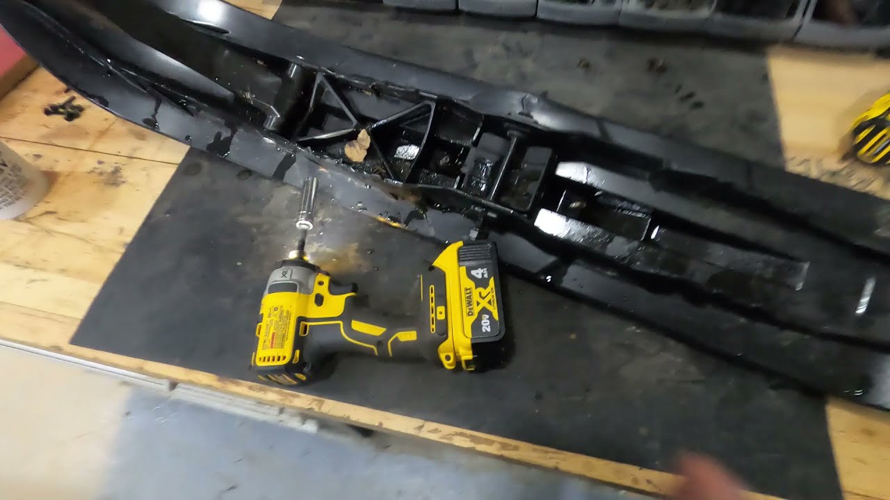 Installing Ski Skins on a Ski Doo Expedition SWT