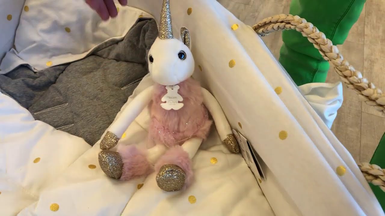 Živé vysílání 27.1.2021 Lehátka, mini postýlky, košíky.