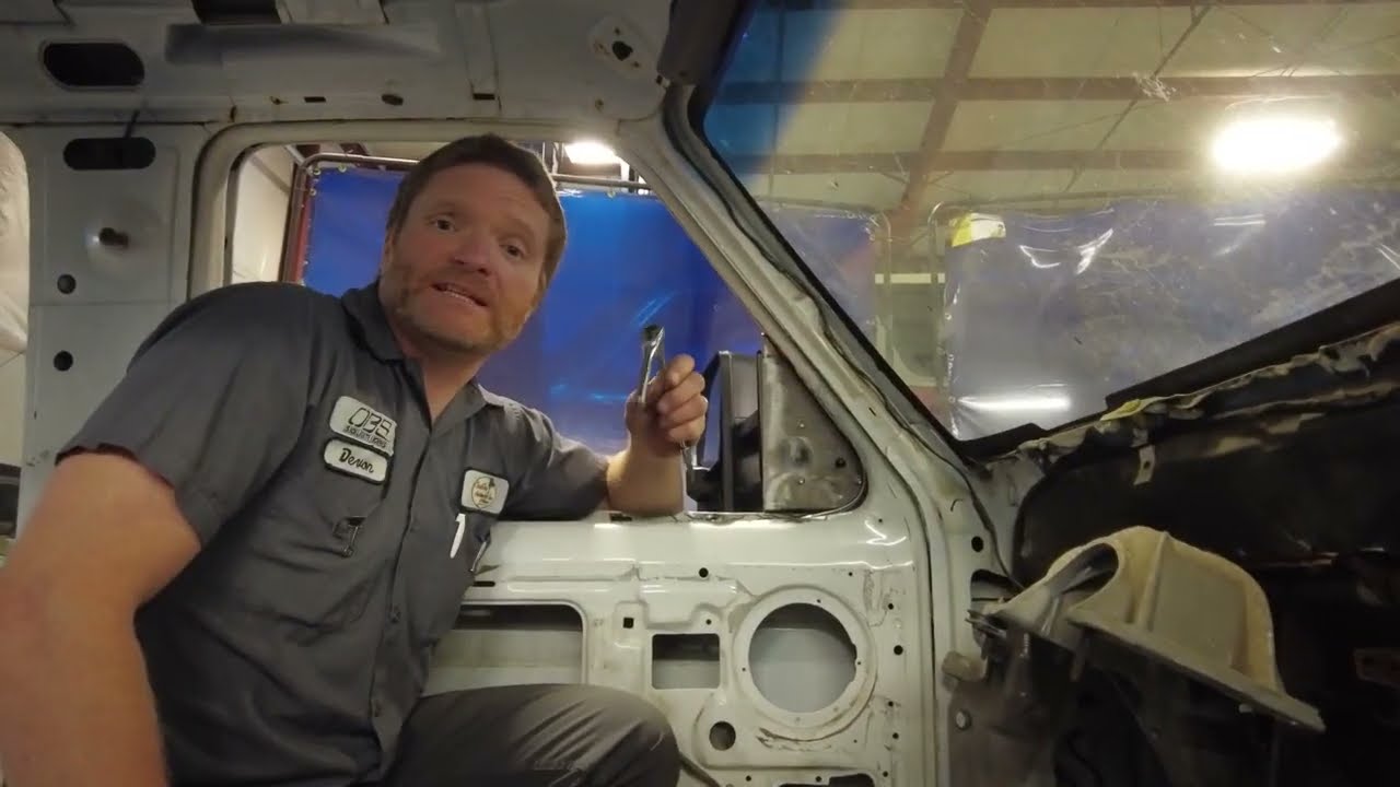 Установка комплекта кронштейнов для буксировочного зеркала OBS Solutions