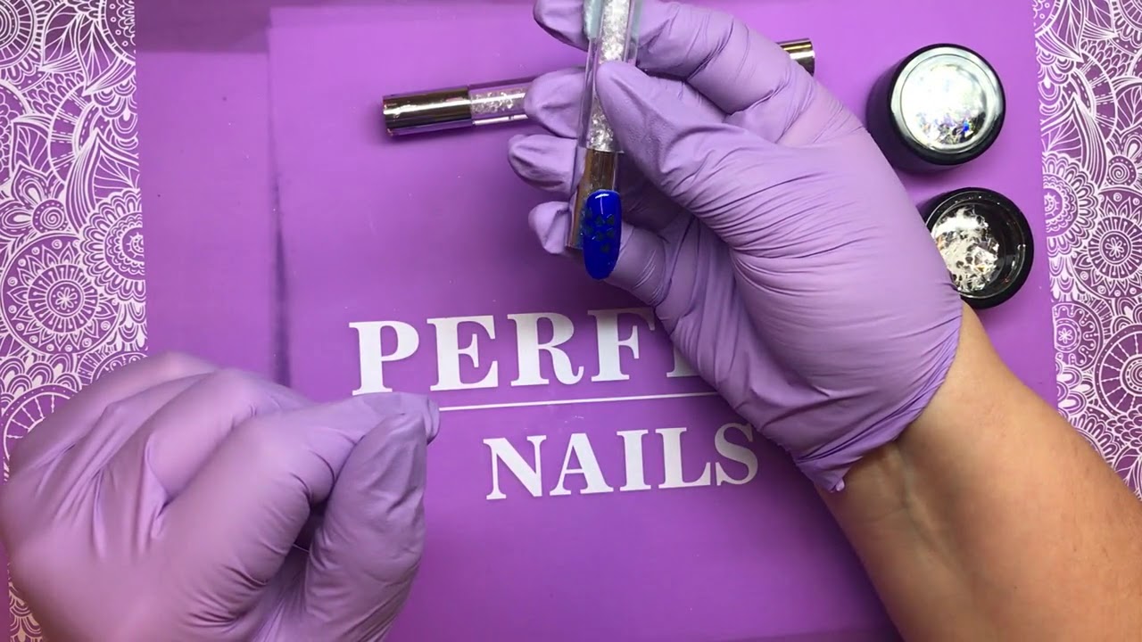 Ünnepi különleges minták kék körömre| Perfect Nails