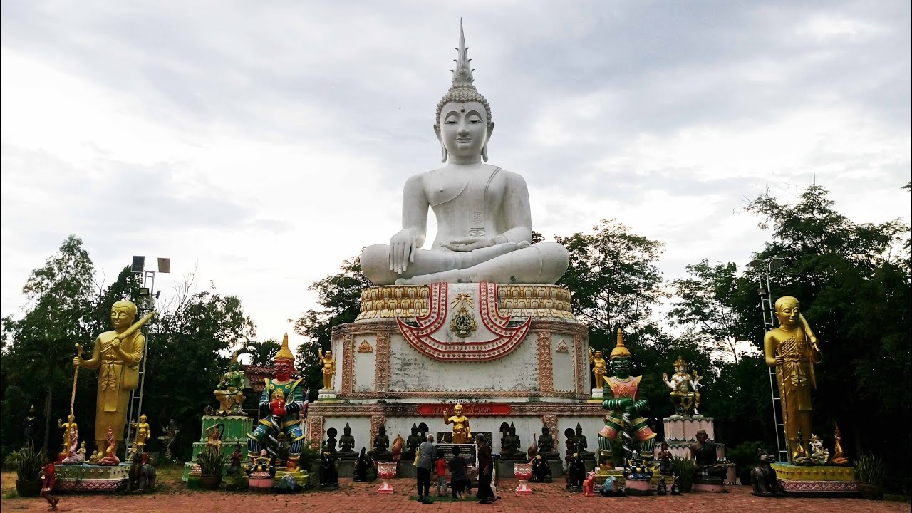 วัดภูพลานสูง (กราบพระโตโคตะมะและรอยพระพุทธบาท)