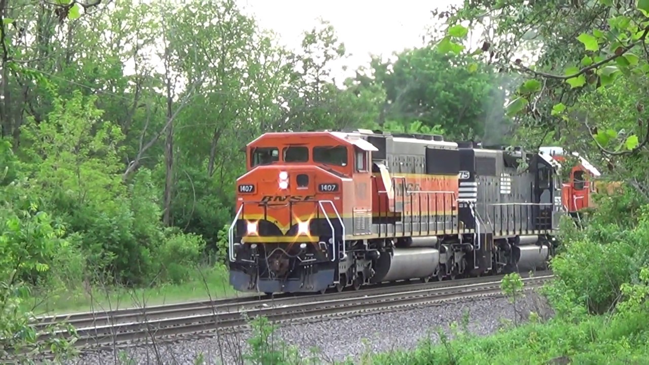 BNSF Triclops and Three Geeps Lead Local Freight Train