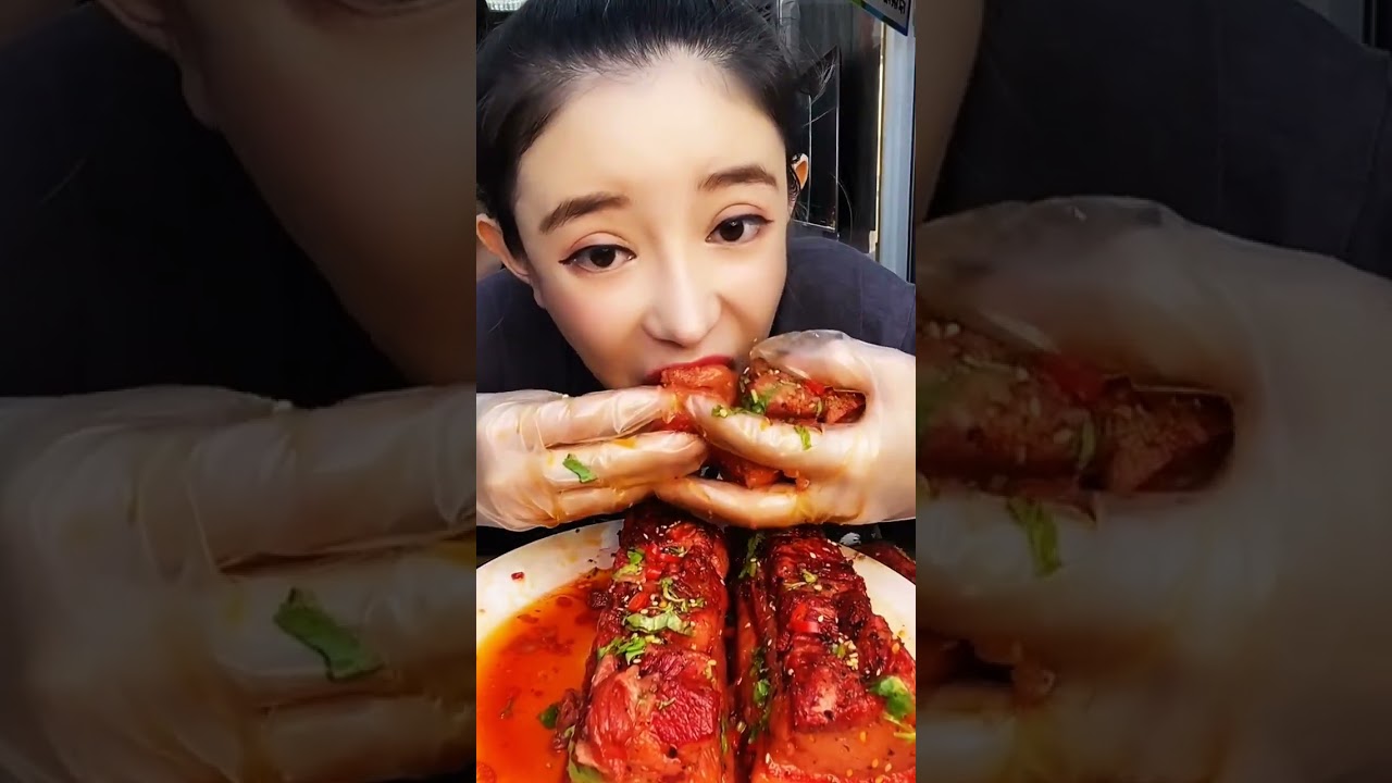 ASMR EATING PORK BELLY