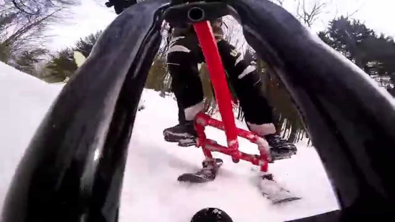 HILLSTRIKE SNOWTRIKE - REAR SKIS IN ACTION