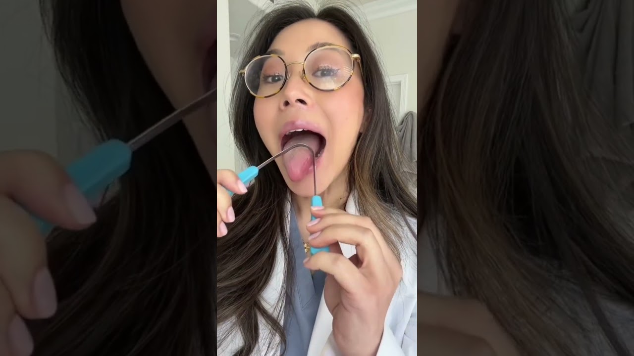 How to use a tongue scraper. #badbreath #tonguescraper #tongue #bacteria