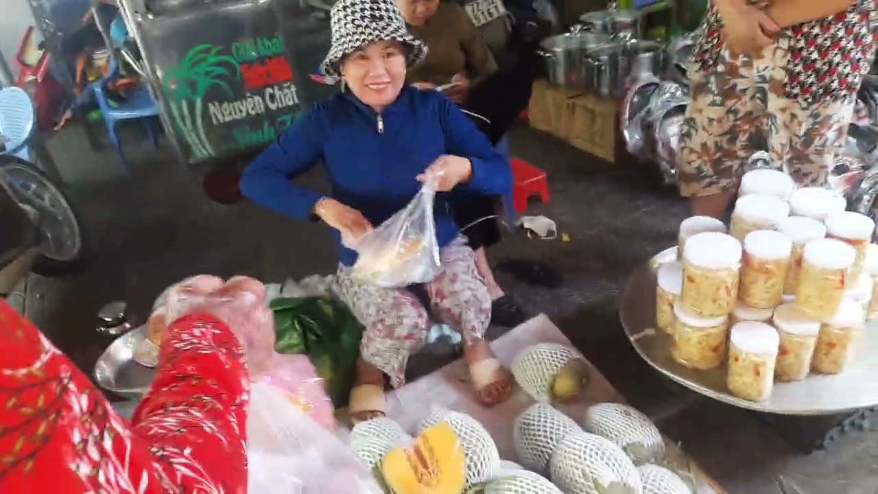Chợ tết long điền và các món ăn ngon