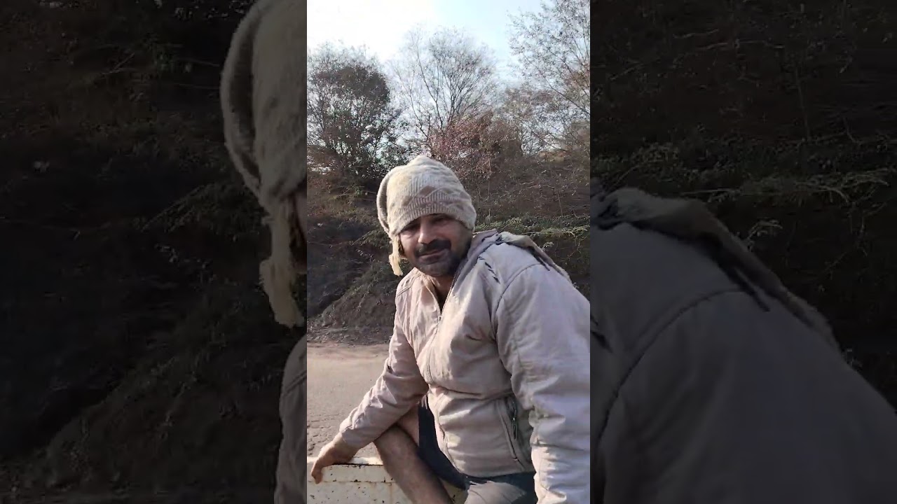 Chambal ghati ka video hai jismein 2000 mm ka line ka airwal theek karte hue