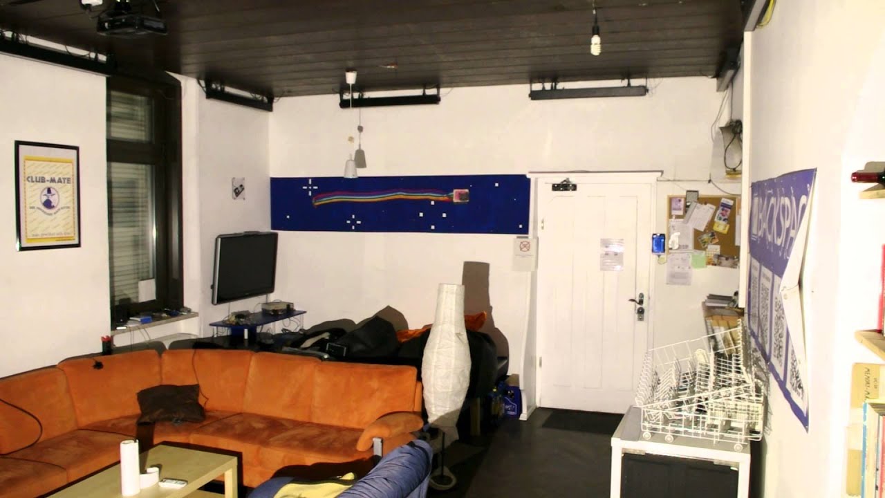 Damn Bright Diving Lamp VS. Hartenberger mini compact