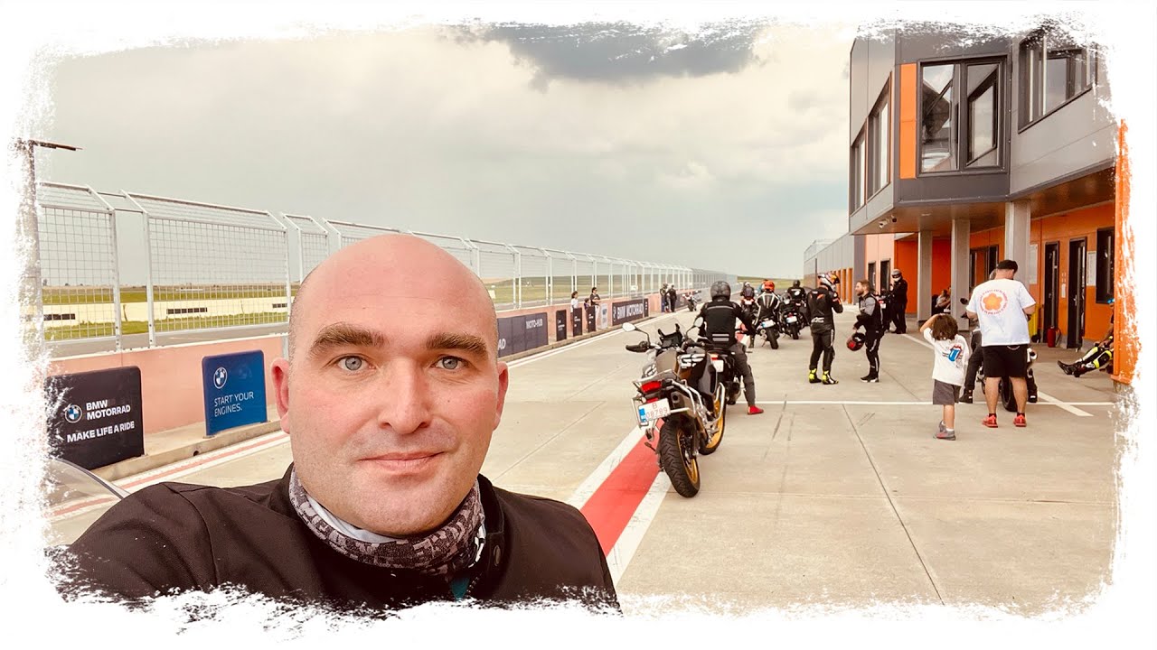 I Tried the R18 Transcontinental, S1000XR and the 1250GS on Track and this is how it went...
