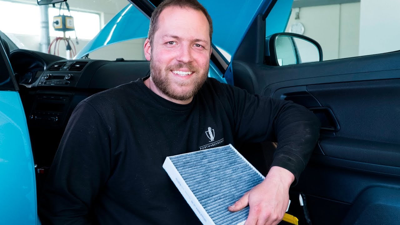 Innenraumfilterwechsel Skoda Roomster / How to change cabin air filter Skoda Roomster