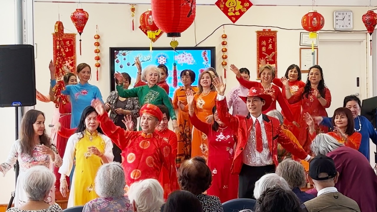 Con Bướm Xinh - do Hội Cao Niên Đông Dương (Blackburn) trình diễn ngày 07/02/2026