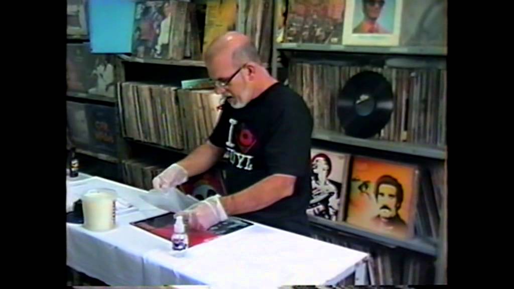 Como Limpar Disco de Vinil - Cesar Guiser no Milla Discos