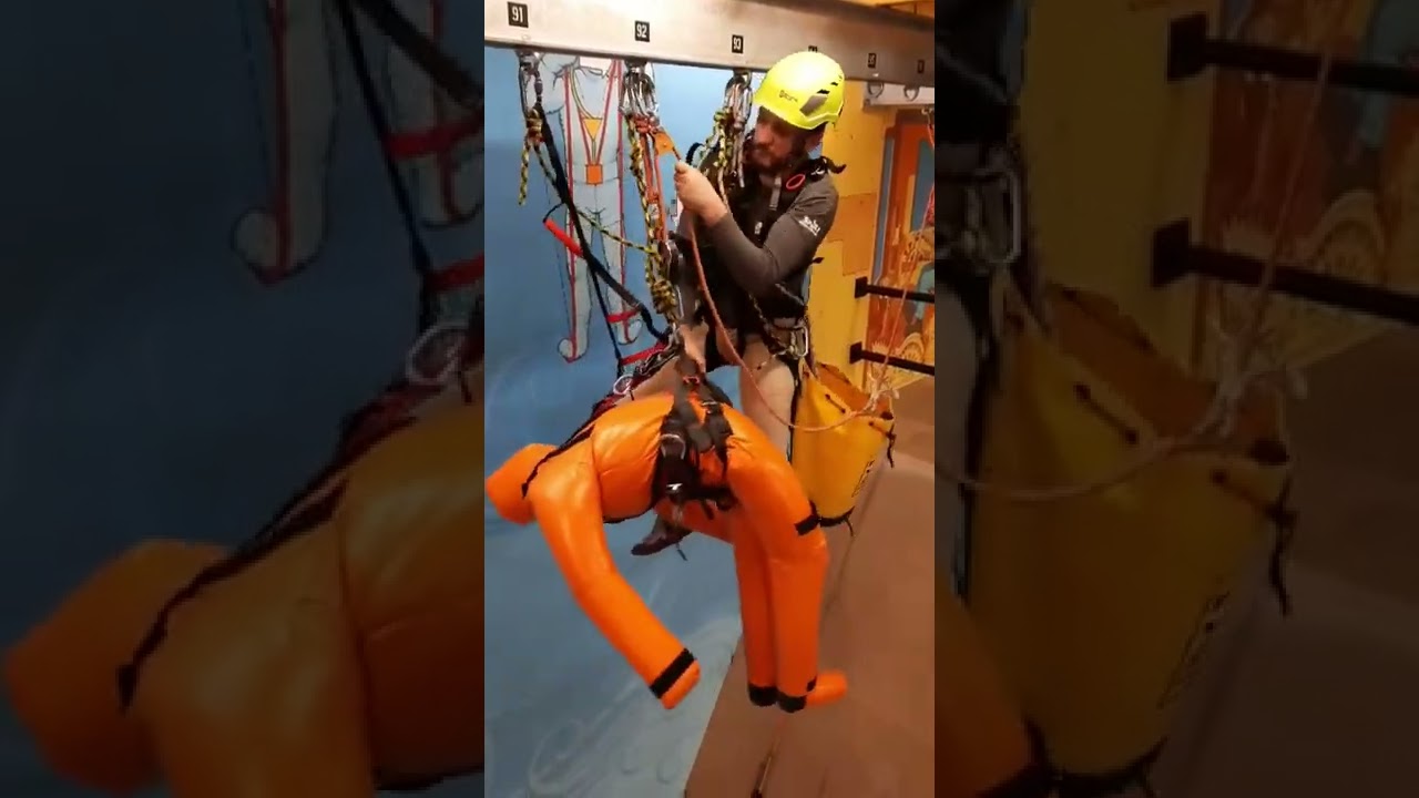 Rescue from horizontal aid climbing