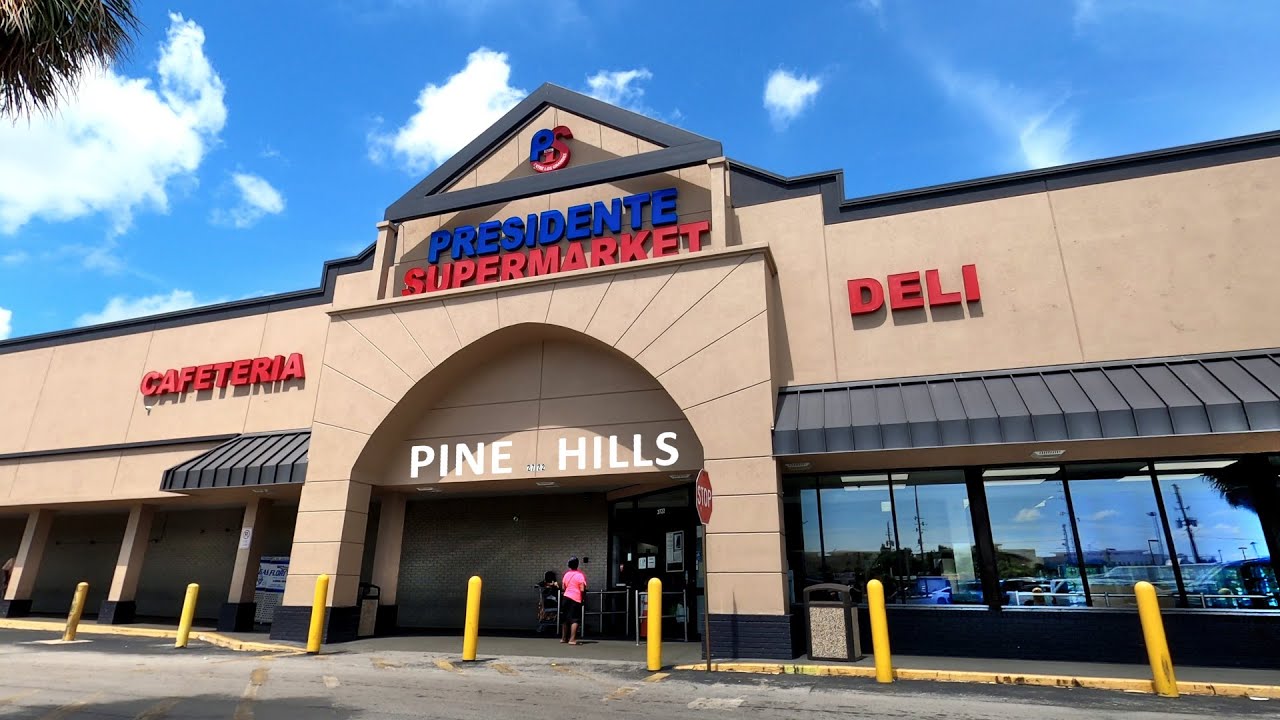 Shopping at Presidente Supermarket in Pine Hills, Florida | Store #48