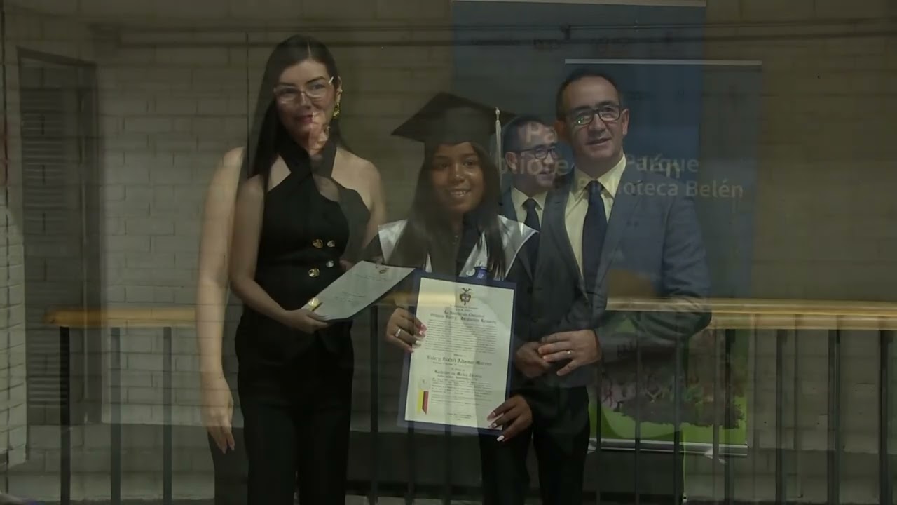 CEREMONIA DE GRADOS OCTAVIO HARRY JACQUELINE KENNEDY 2025
