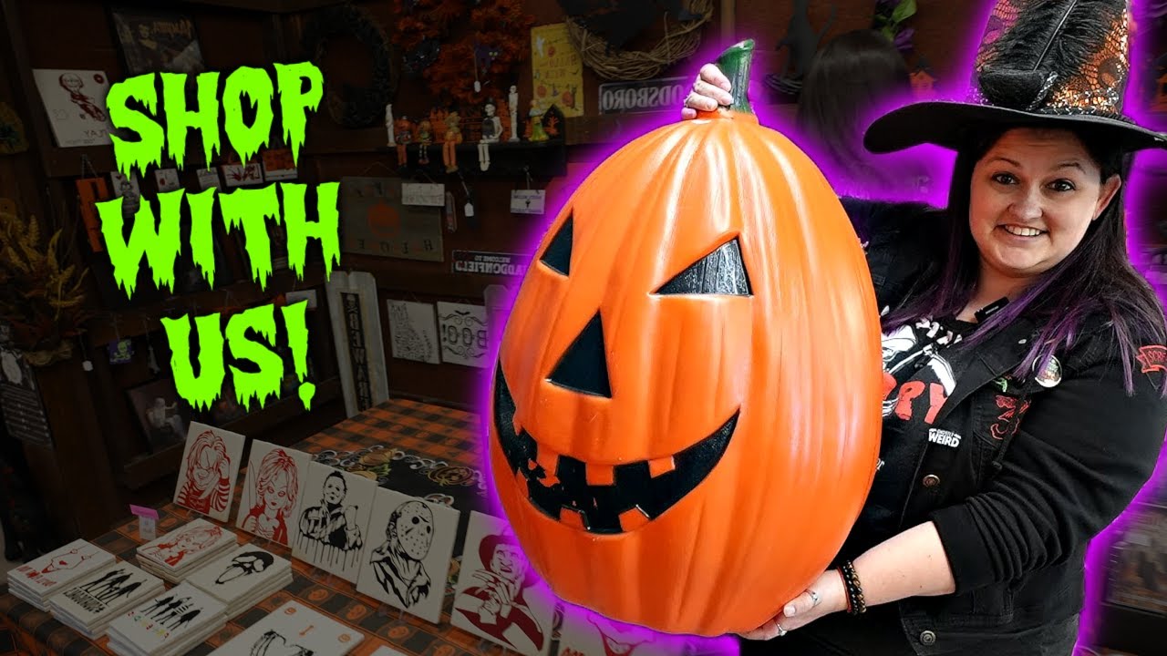 CODE ORANGE круглый год: поиск украшений на Хэллоуин в Happy Haunts