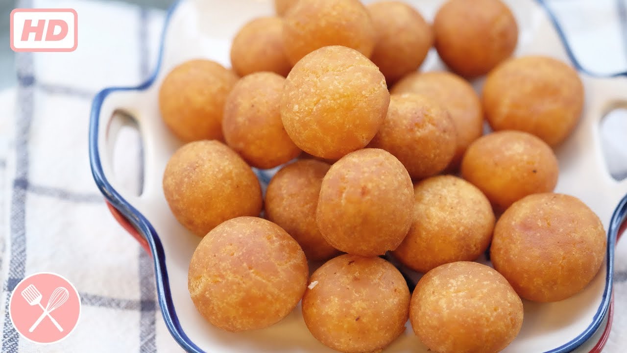 How to make Fried Thai Sweet Potato Balls (video)
