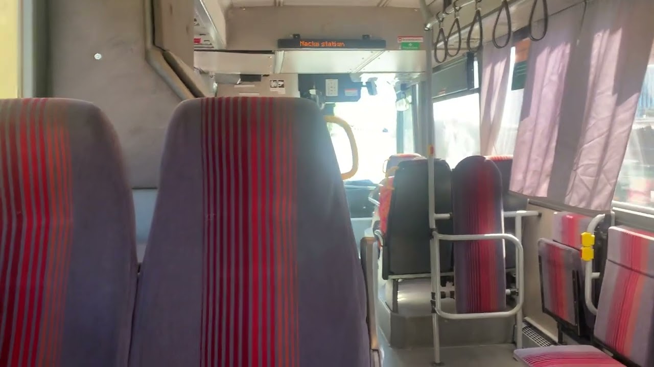 Resa i Keolis 6491, en av de senare ink&ouml;pta vagnarna med Swebus-s&auml;ten kvar