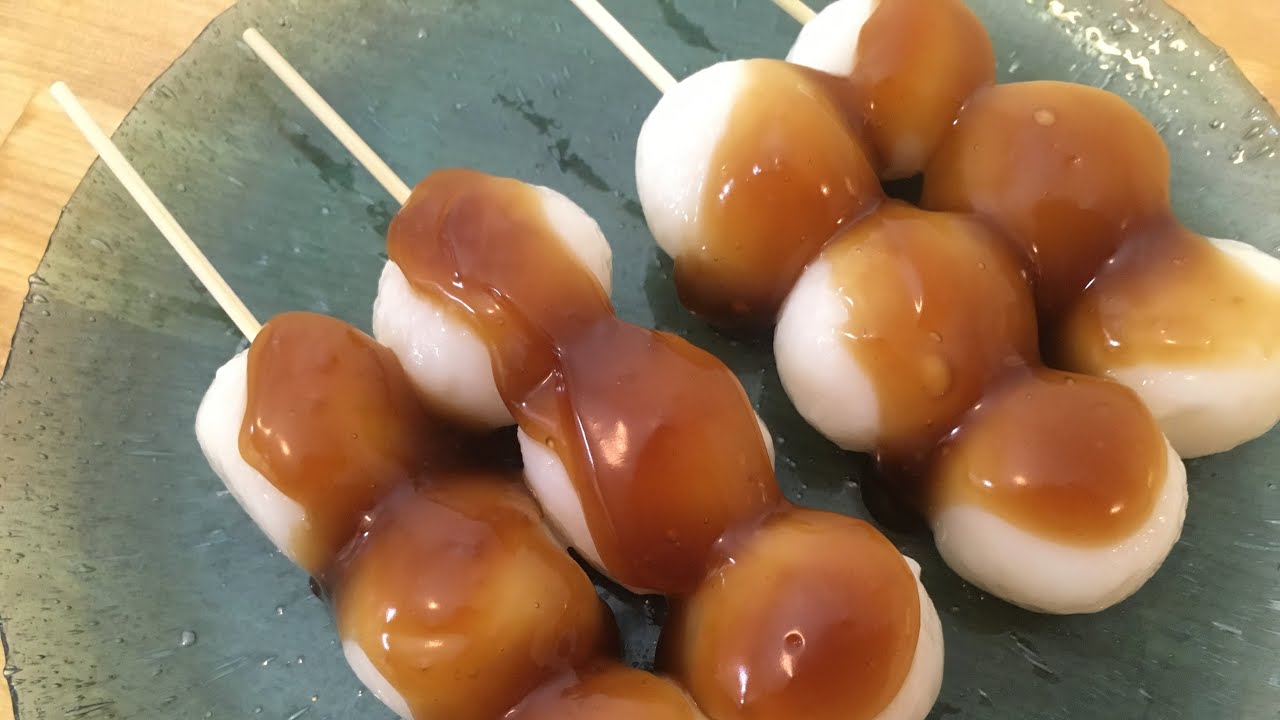 Mitarashi Dango Recipe - Bite size mochi with sweet and salty sauce