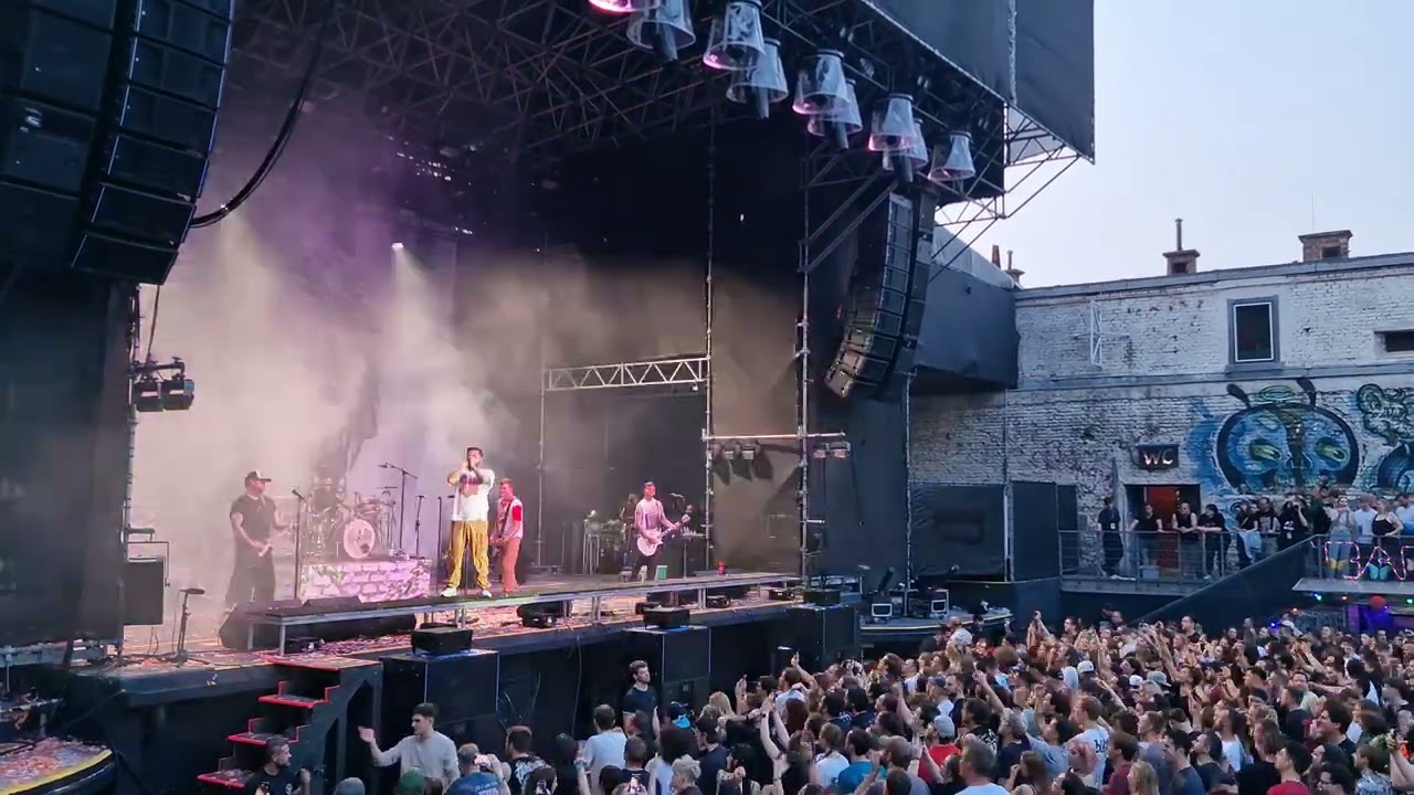 A Day To Remember - Since U Been Gone (Kelly Clarkson Cover) live @ Arena in Vienna, AT | 05.06.2025