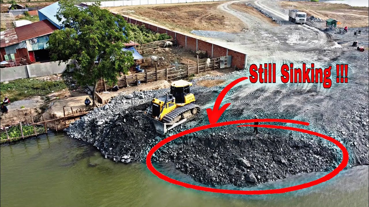 N.11: Start Happening Again!!Little Bit Land Slip Get Repair By Dozer, Dump Truck Loading Stones
